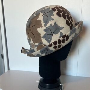 Vintage Style Wine Leaf Patterned Hat